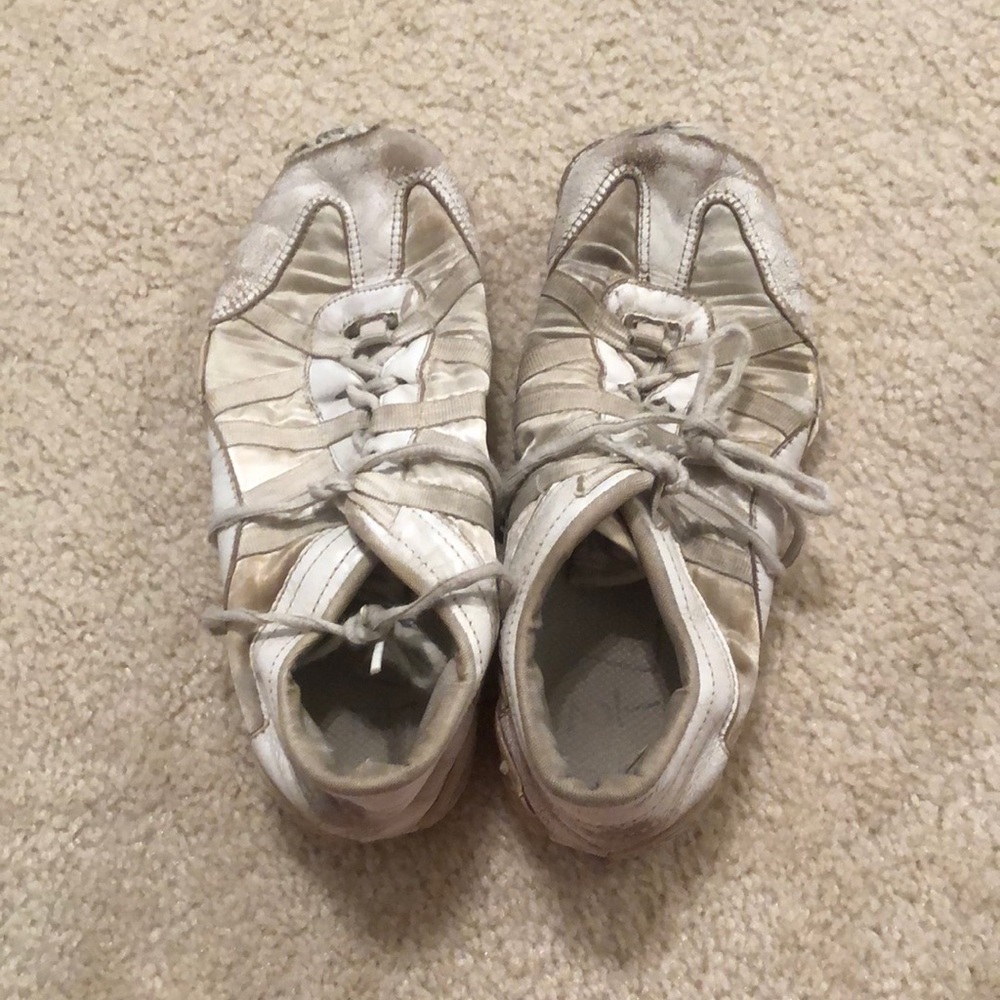 Cheerleading nfinity shoes!